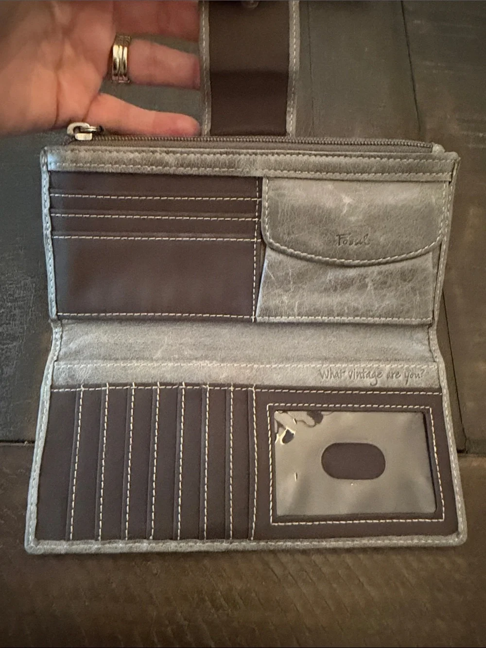 Fossil Vintage Gray Lamb soft Leather Snap-Tab Wallet